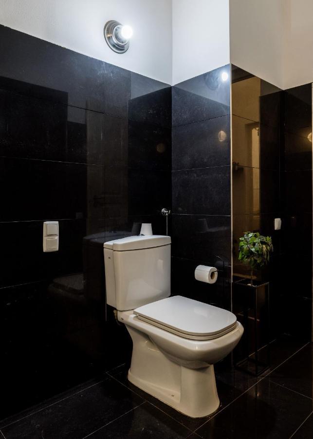 Spacious Apartment Almassy บูดาเปสต์ ภายนอก รูปภาพ