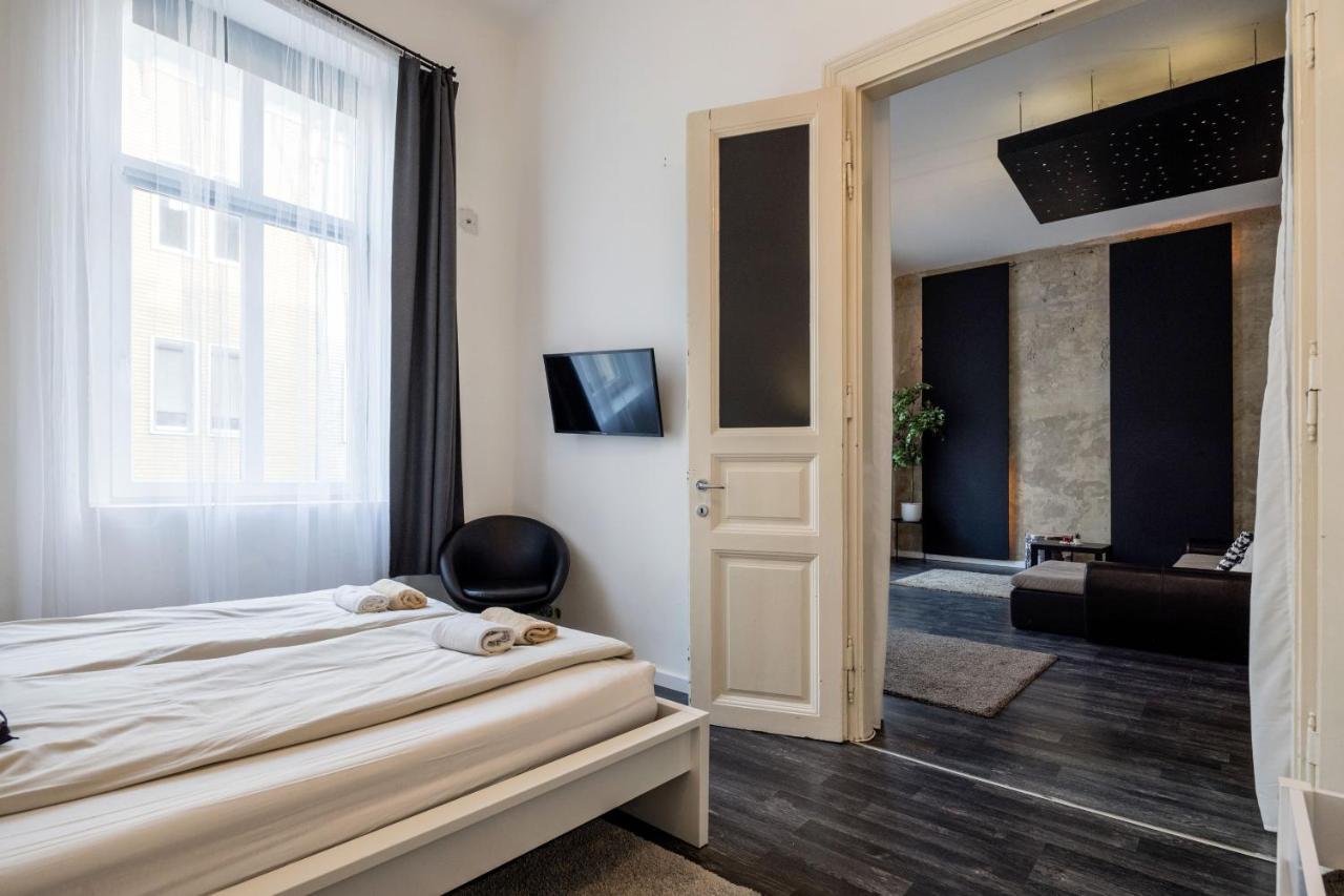 Spacious Apartment Almassy บูดาเปสต์ ภายนอก รูปภาพ