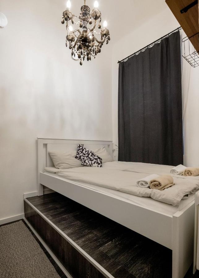 Spacious Apartment Almassy บูดาเปสต์ ภายนอก รูปภาพ